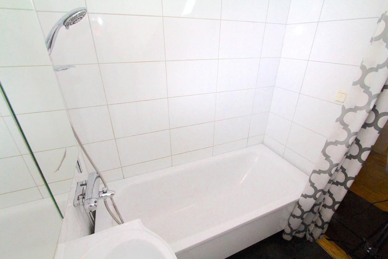 Tallkrogen Romantic House - Upper Or Lower Apartment Stoccolma Esterno foto