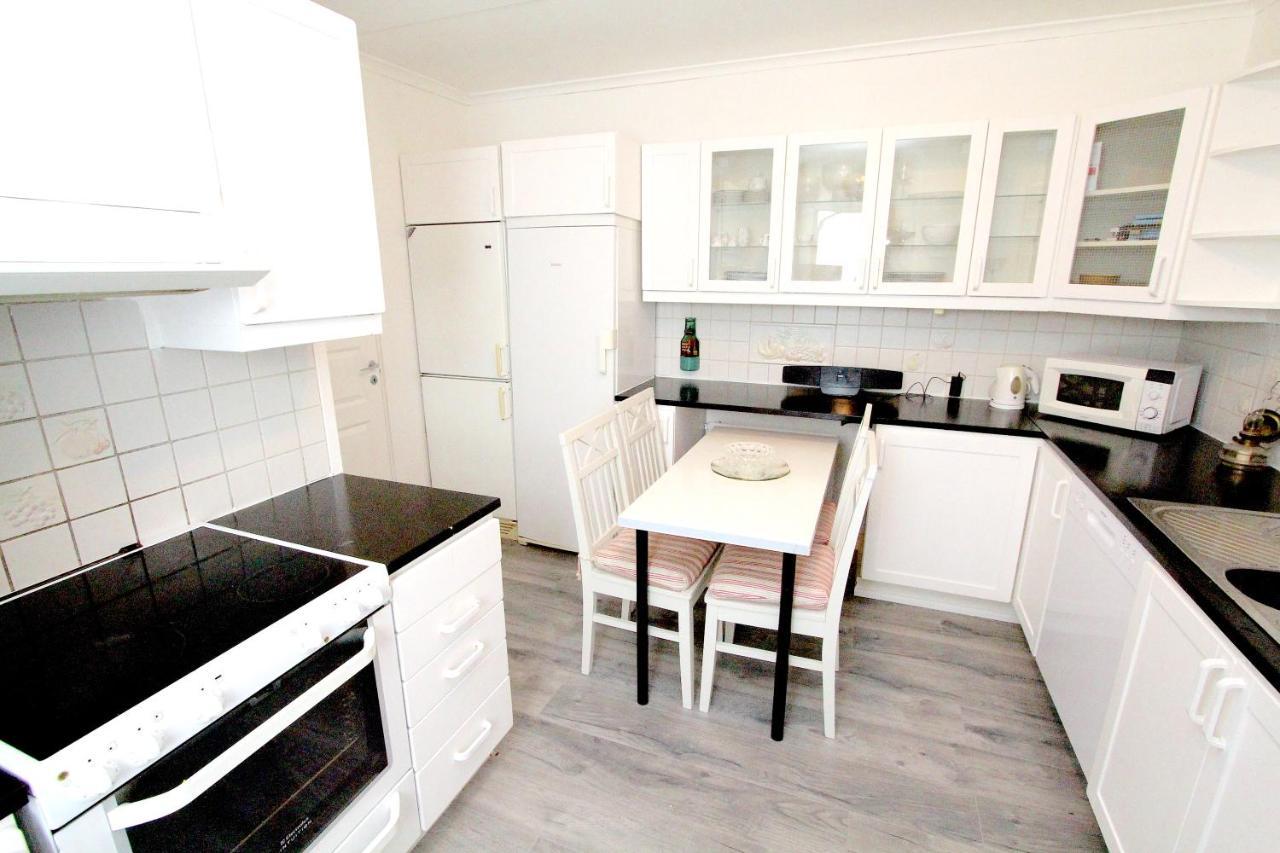 Tallkrogen Romantic House - Upper Or Lower Apartment Stoccolma Esterno foto