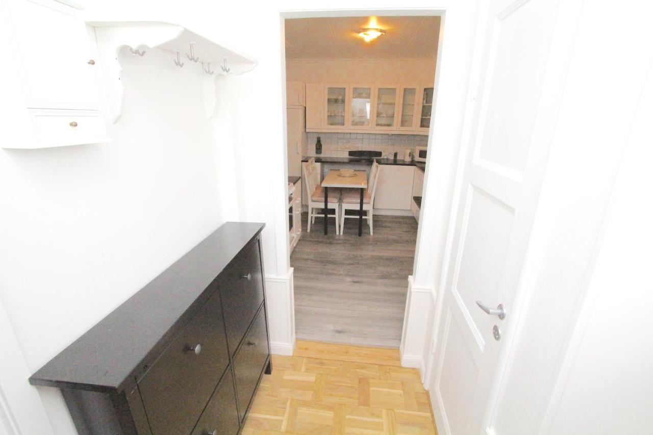 Tallkrogen Romantic House - Upper Or Lower Apartment Stoccolma Esterno foto