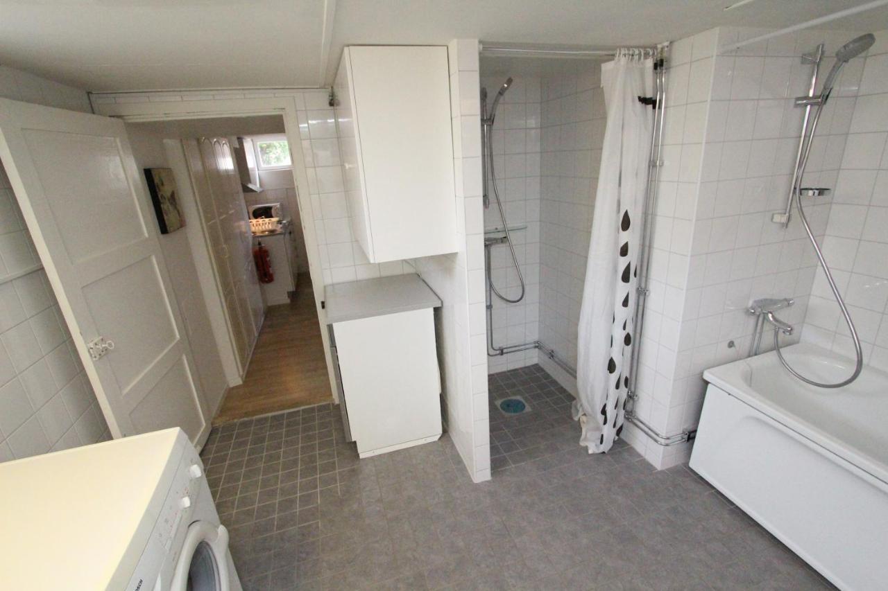 Tallkrogen Romantic House - Upper Or Lower Apartment Stoccolma Esterno foto