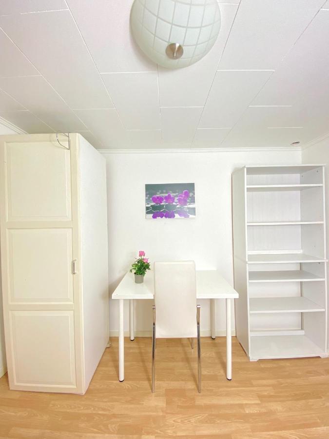 Tallkrogen Romantic House - Upper Or Lower Apartment Stoccolma Esterno foto