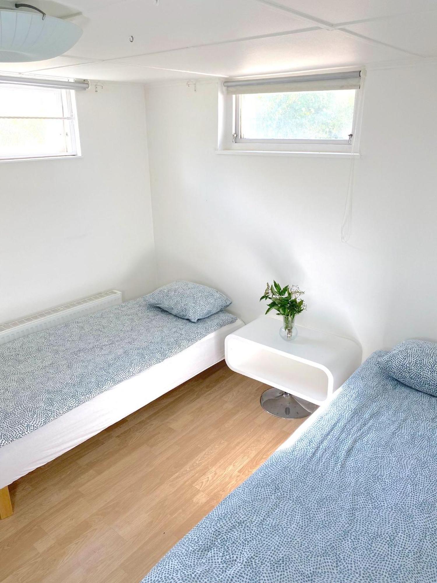Tallkrogen Romantic House - Upper Or Lower Apartment Stoccolma Esterno foto